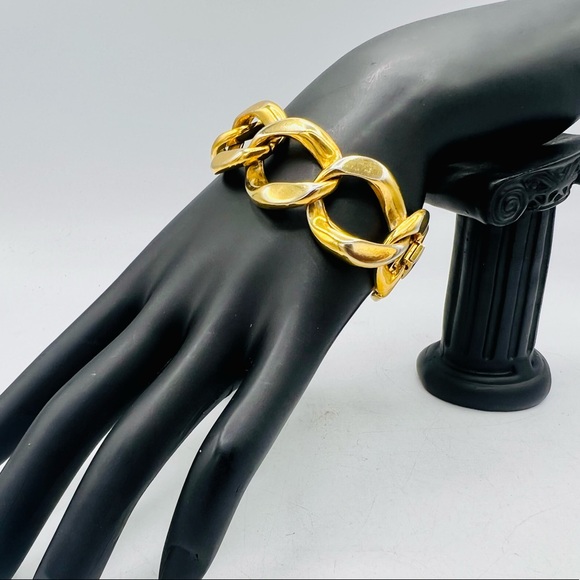 Chunky vintage gold chain bracelet wide link 7.25” - Picture 1 of 10